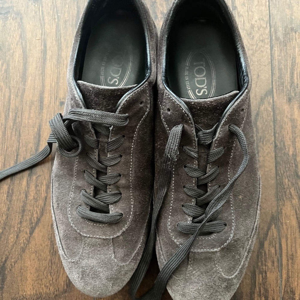 Mens Tod’s Grey suede athletic inspired shoe